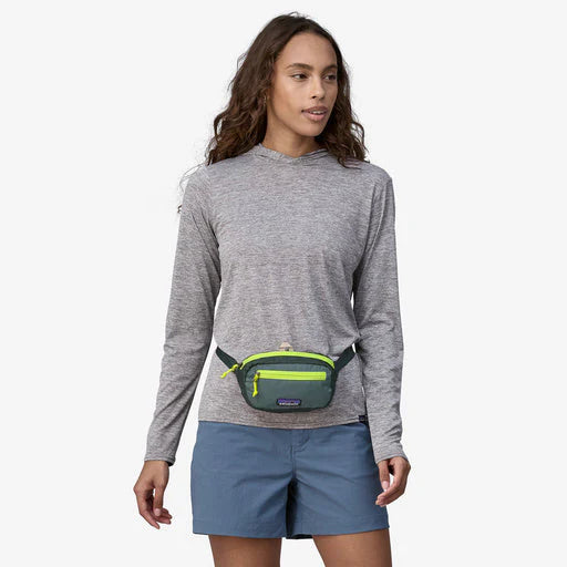 Patagonia Ultralight Black Hole Mini Hip Pack - Nouveau Green - Star Surf + Skate