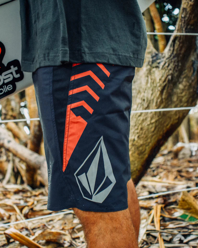 Volcom J Robinson Mod 20" Boardshort - Black - Star Surf + Skate