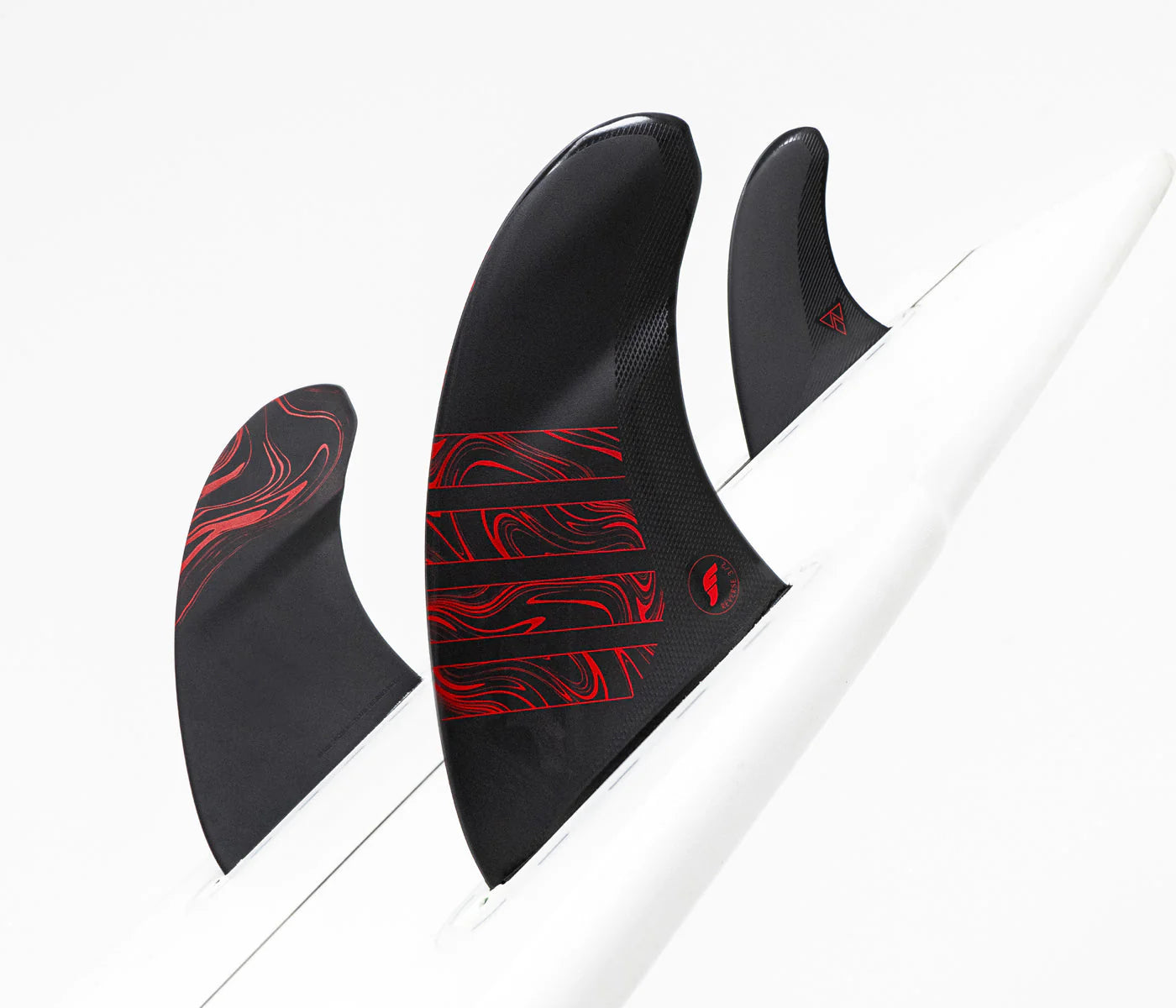 Futures 3/2 Reverse Alpha Twin + 1 - Carbon/Red - Star Surf + Skate