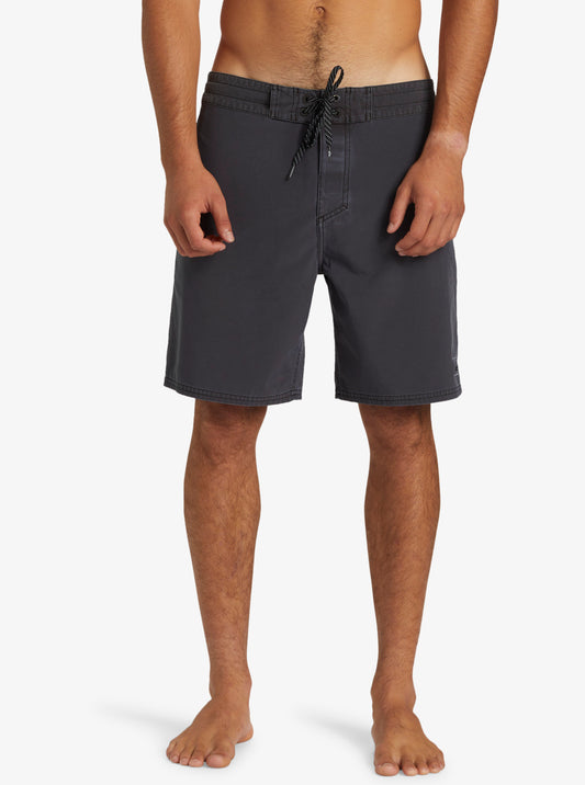 Quiksilver Surfsilk Street Trunk 18 - Black - Star Surf + Skate
