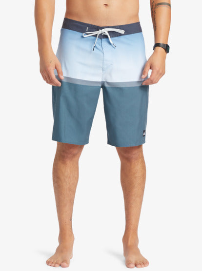 Quiksilver Everyday Division 20 Boardshort - Star Surf + Skate
