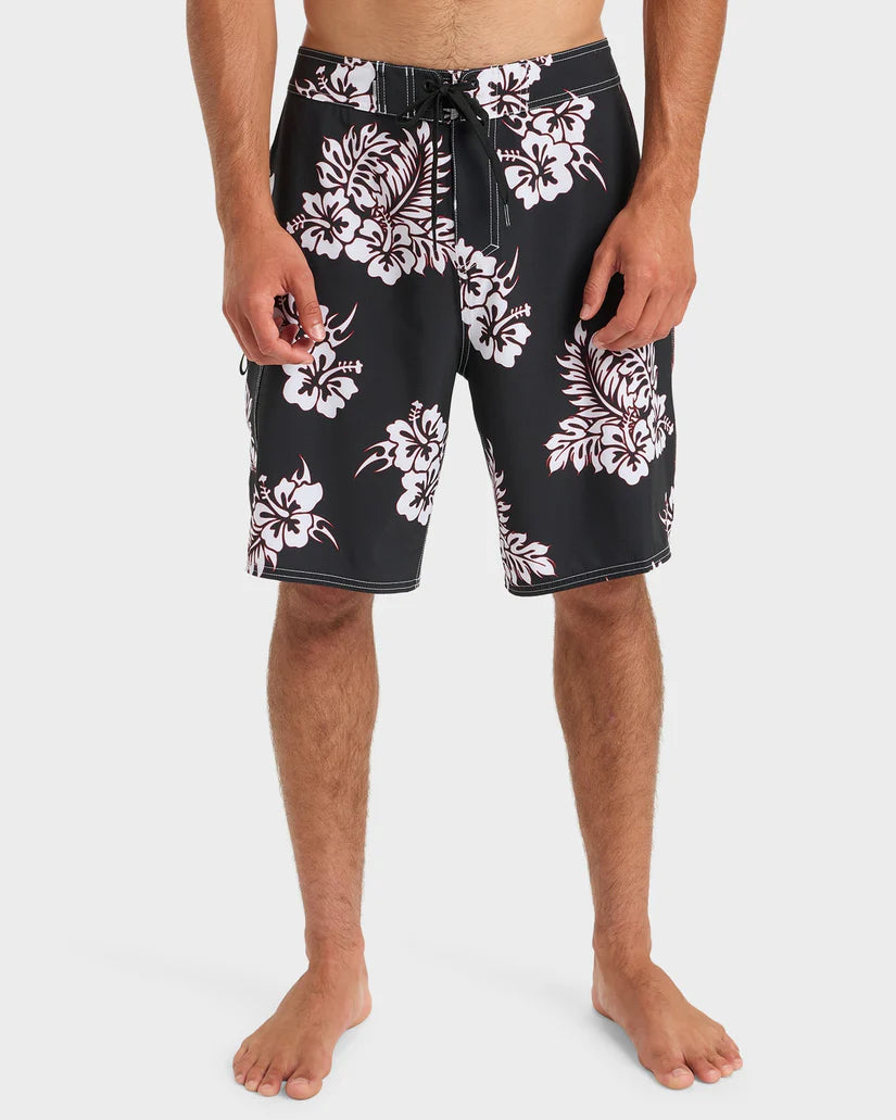 Quiksilver Mercury Core 20"Boardshort - Black Pareo Core - Star Surf + Skate
