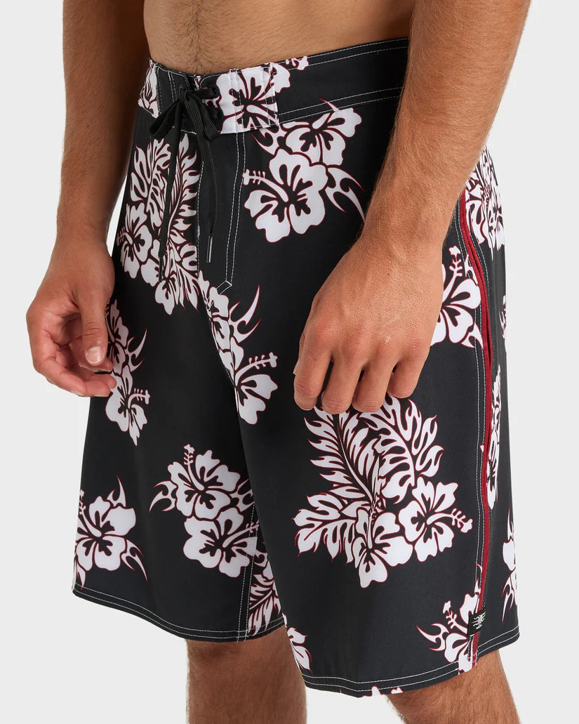 Quiksilver Mercury Core 20"Boardshort - Black Pareo Core - Star Surf + Skate