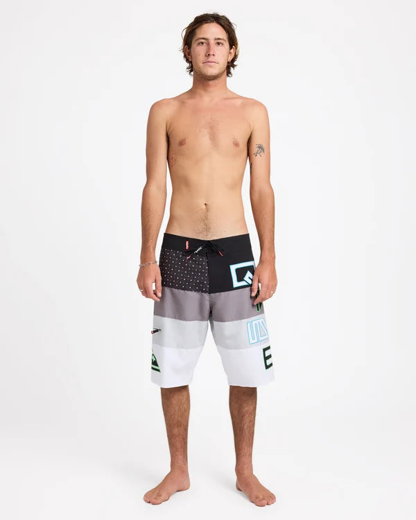 Quiksilver Mo Massive Boardshort 23 - Black