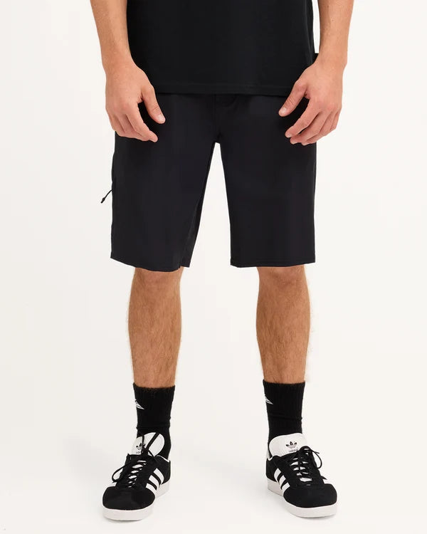 Quiksilver Recoil Tech Amphibian 21" Hybrid - Black